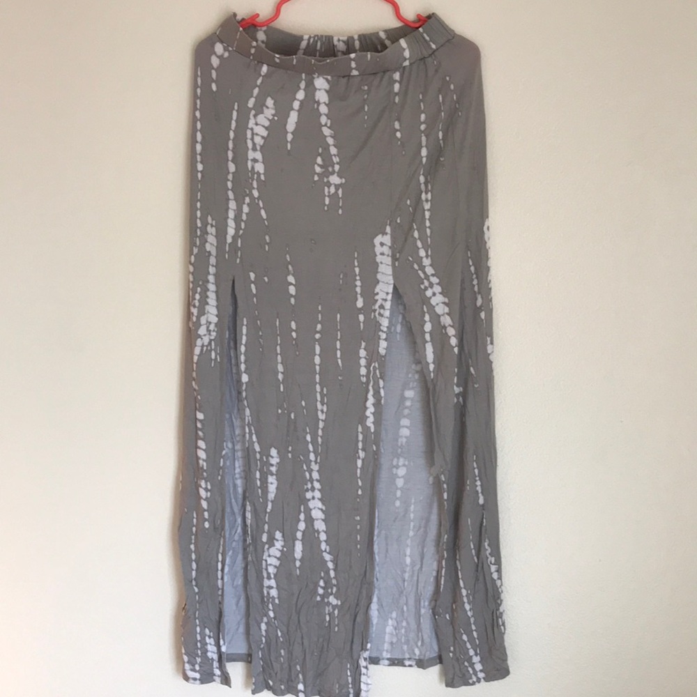 Earth bound skirt